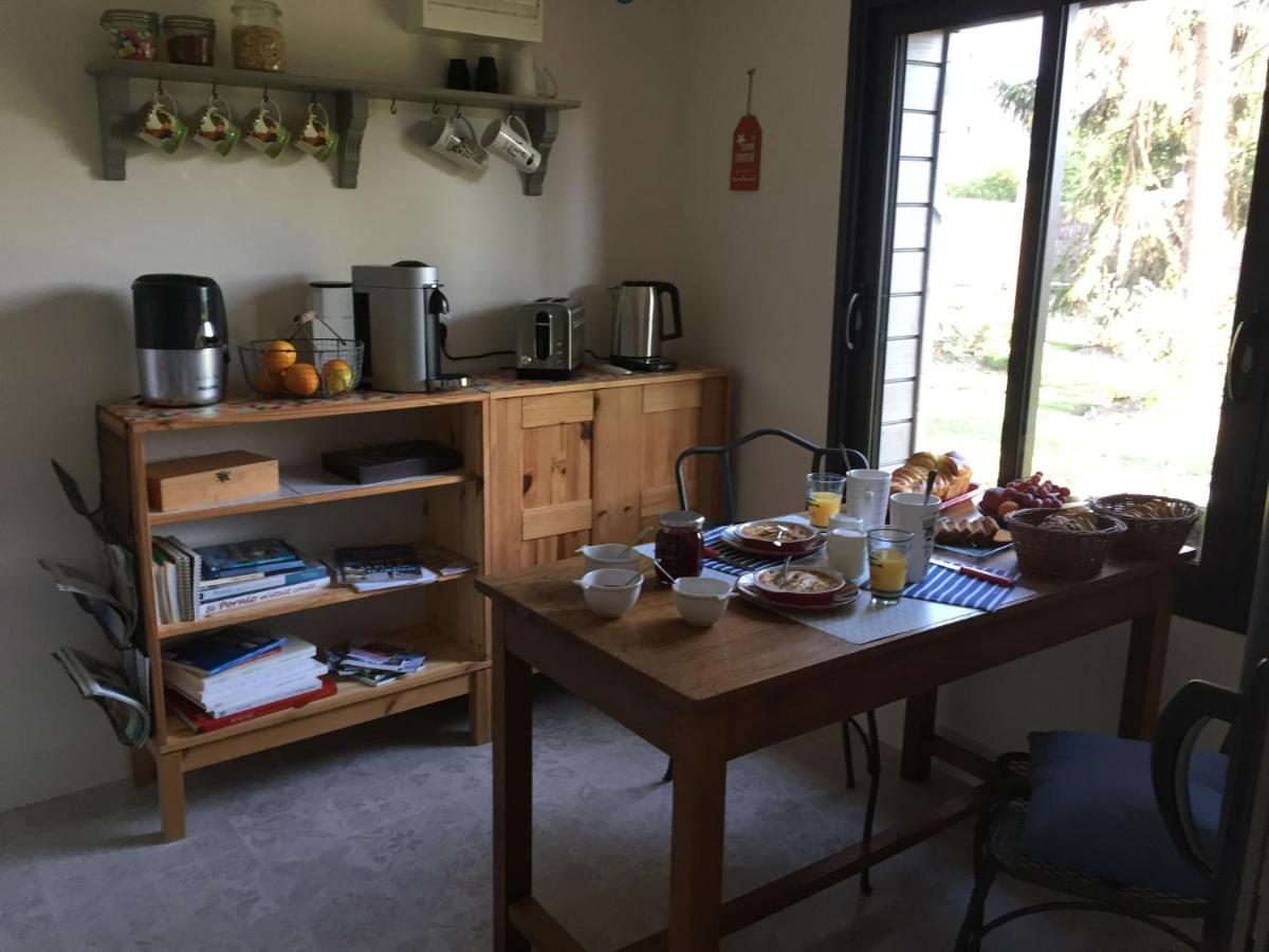 A La Birochere Chambre D Hotes Classee 3 Cles Et Accueil Velo Pornic Exteriör bild